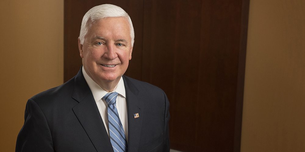 Gov. Corbett Receives Honor from Army Heritage Center Foundation